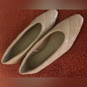 🍒5/$25🍒 comfortable tan flats